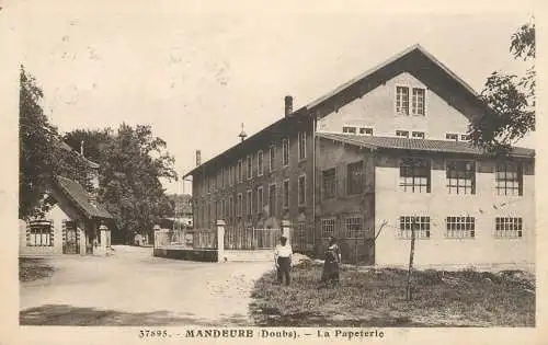Mandeure (Doubs) cpa la papeterie