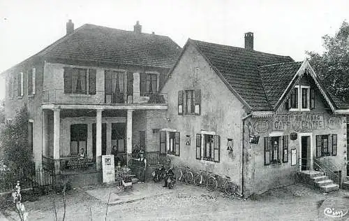 Méziré - Le Café du Centre