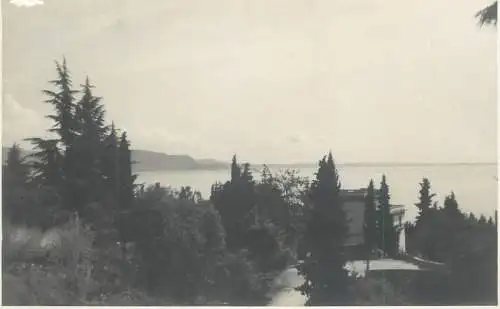 Real photo place to identify coast scene
