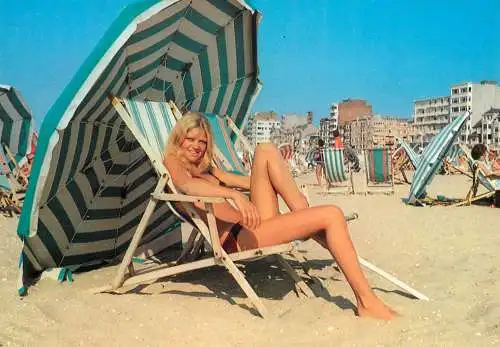 De Panne sunbathing blonde beauty