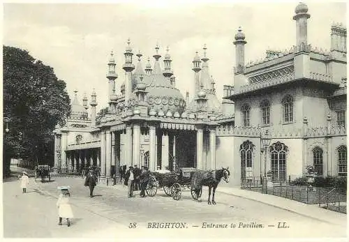 Brighton - entrance to Pavilion