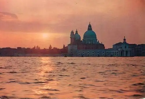 Italy Venezia Chiesa della Salute - tramonto