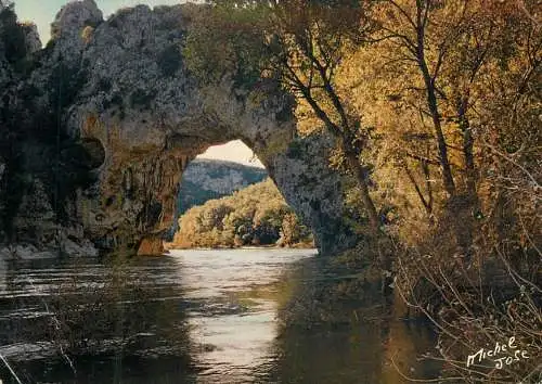 France Paysage du Vivarais Le Pont d'Arc