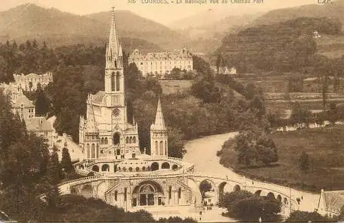 Postcard France Lourdes basilique