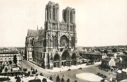 Postcard France Reims cathedrale