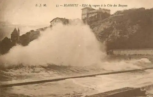 Postcard France Biarritz effet de vagues