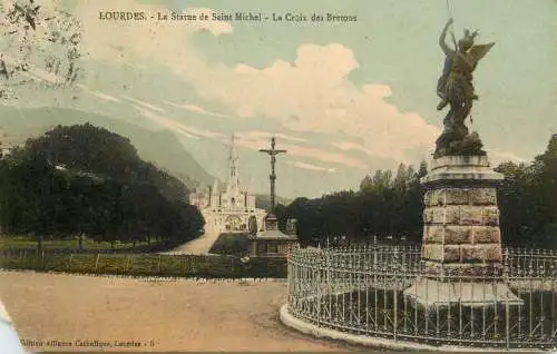 Postcard France Lourdes Saint Michel statue