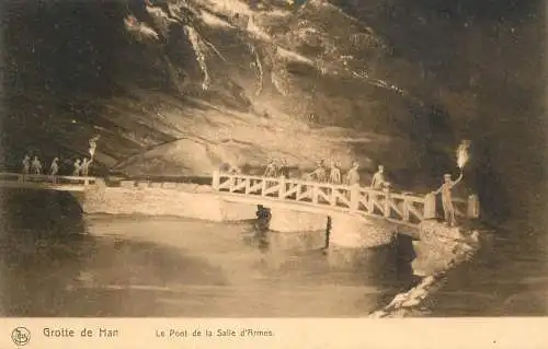 Postcard Belgium Grotte de Han le pont de la salle d'Armes