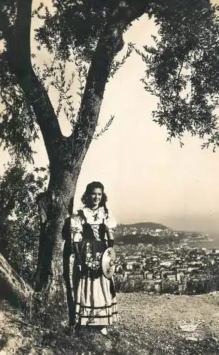 Postcard France Nice young woman in traditional costume