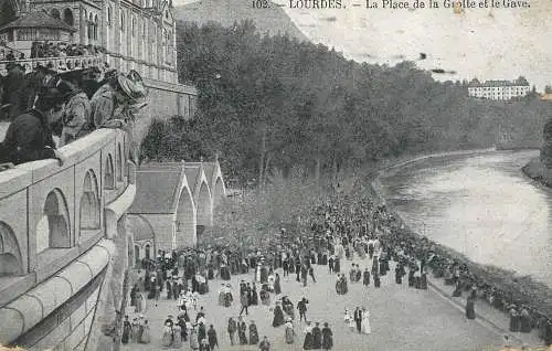 Postcard France Lourdes