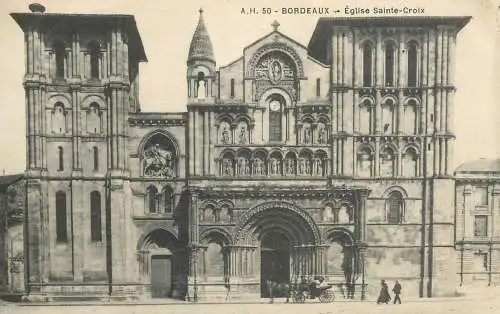 Postcard France Bordeaux eglise Sainte Croix