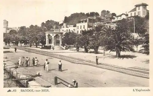 Postcard France Bandol sur mer