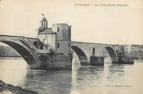 Postcard France Avignon le pont saint Benezet