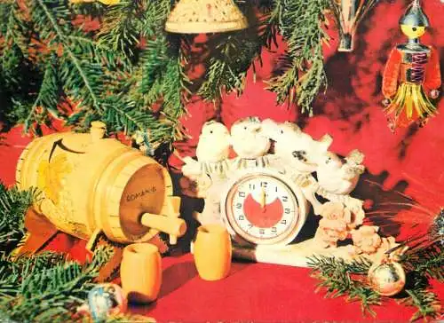 New Year's greetings clock and miniature wooden barrel ornament