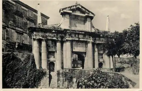 Italy Bergamo Porta S. Giacomo