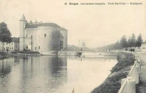 Belgium Brugge Porte Ste Croix Kruispoort & les remparts