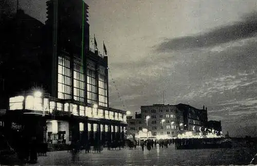 Belgium Blankenberge Seedamm am Abend