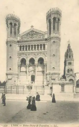 Postcard France Lyon Notre Dame de Fourviere