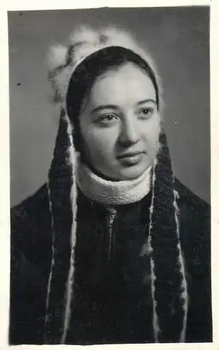 Young lady portrait photo dated 1969