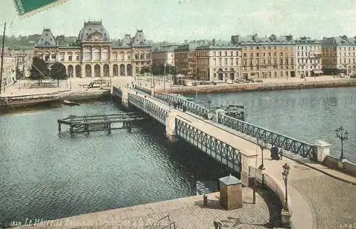 Postcard France Le Havre bassin du commerce