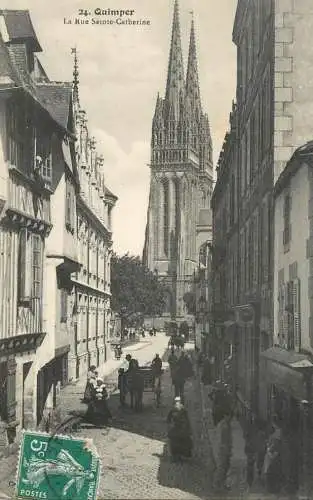 Postcard France Quimper la rue Sainte catherine