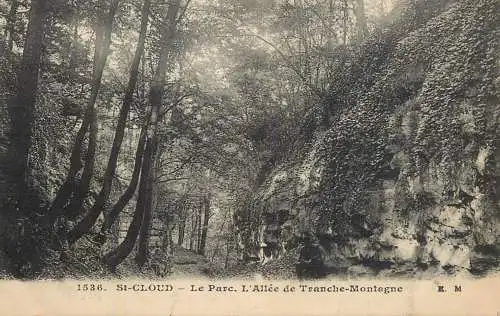 Postcard France St. Cloud le parc