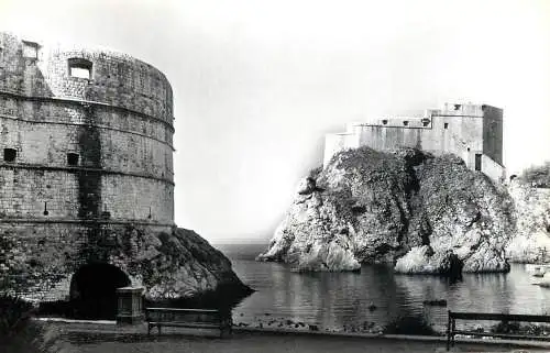 Postcard Croatia Dubrovnik citadel walls