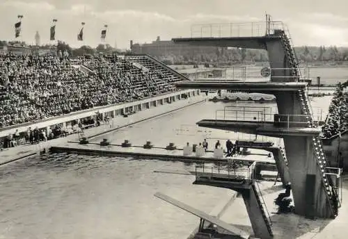 Postcard Germany Leipzig messestadt schwimmstadion