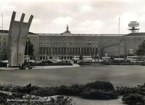Postcard Germany Berlin tempelhof