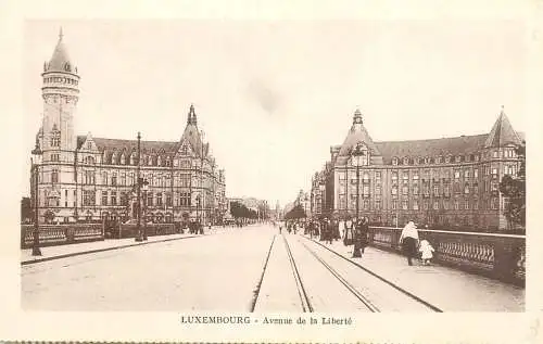 Postcard Luxembourg freedom avenue