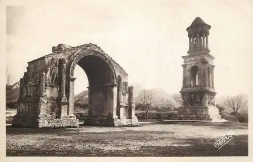 France Saint Remy de Provence Monuments romains
