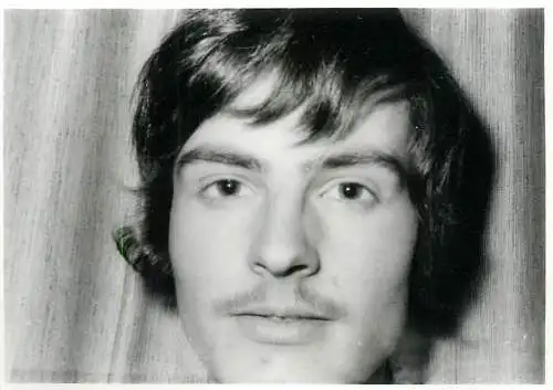 Portrait anonymous person photo format 7 x 10 cm man Germany Dresden moustache