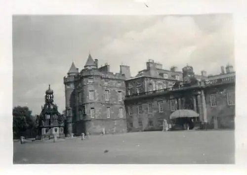 Places & anonymous persons souvenir photo social history format ca. 6 x 9 cm mansion