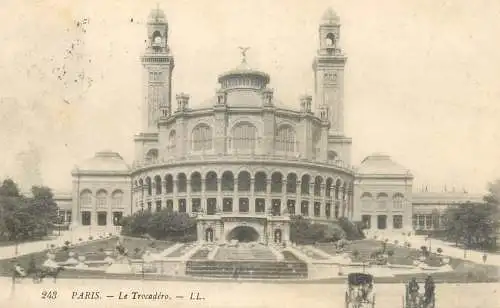 Postcard France Paris le Trocadero
