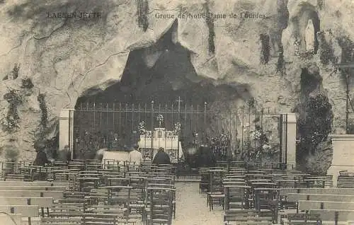 Postcard France Lourdes grotte de Notre Dame