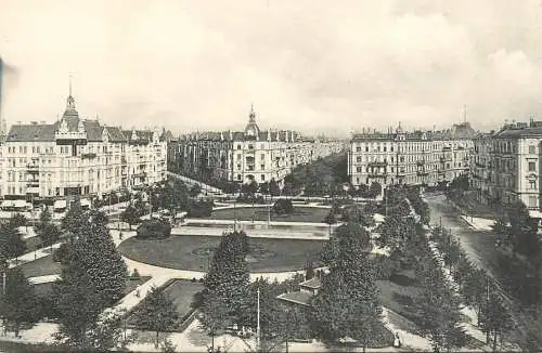 Postcard Germany Charlottenburg Savignyplatz