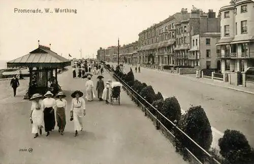 Worthing promenade