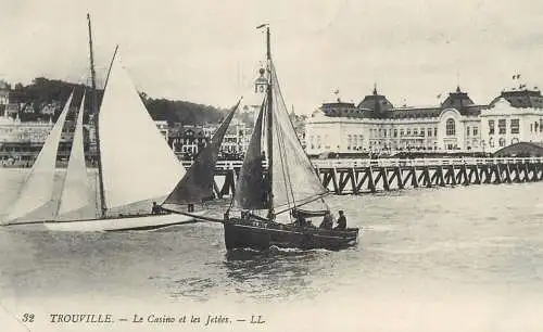 Trouville casino bateaux 1914