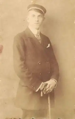 Souvenir photo postcard elegant man hat Weimar