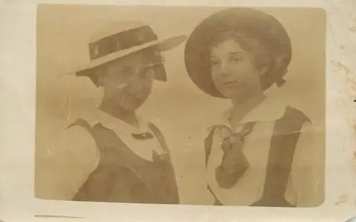 Souvenir photo postcard women dress hat