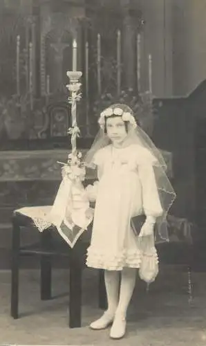Souvenir photo postcard young girl first communion