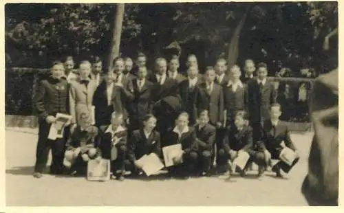 Social history souvenir photo postcard elegant school children diplomas graduation Cluj 1943