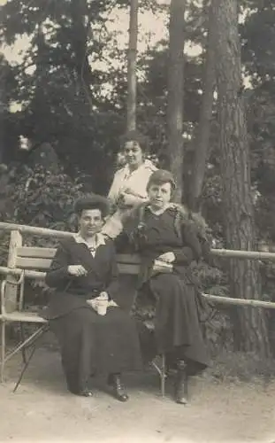 Social history souvenir photo postcard 1918 elegant women in nature fur coat