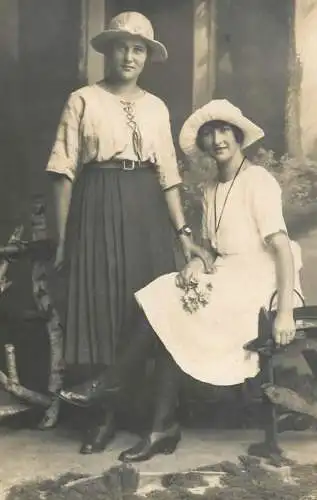 Social history souvenir real photo elegant girls dress hat Deggendorf