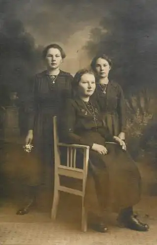 Social history souvenir real photo elegant girls locket