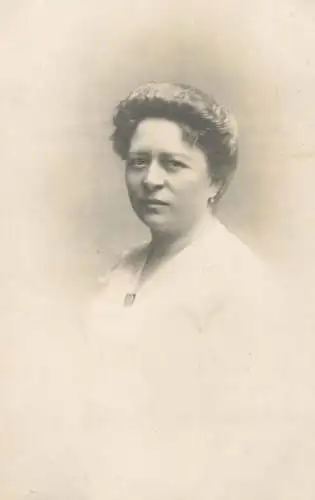 Social history souvenir real photo elegant lady woman coiffure