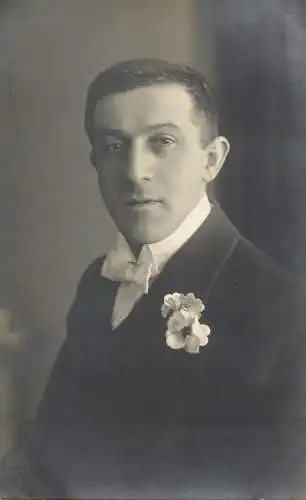 Social history souvenir real photo Munchen elegant man tuxedo flower
