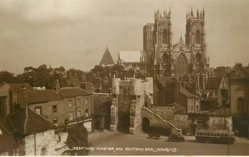 England York Minster & Bootham Bar