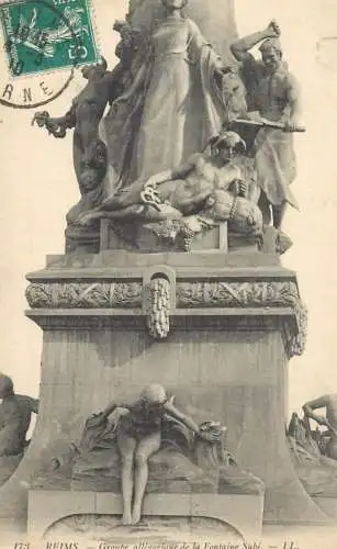 CPA France Reims groupe allegorique de la Fontaine Sube