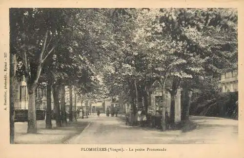 CPA France Plombieres les Bains la petite promenade